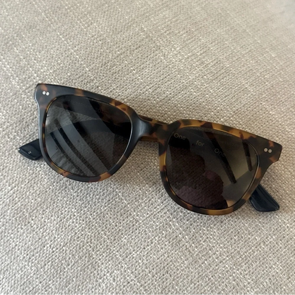 Toms brand new